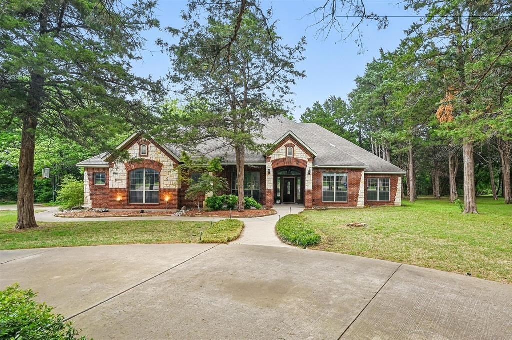 Single Family 4BR 3BA - 3421 Mindy Lane, Midlothian, TX