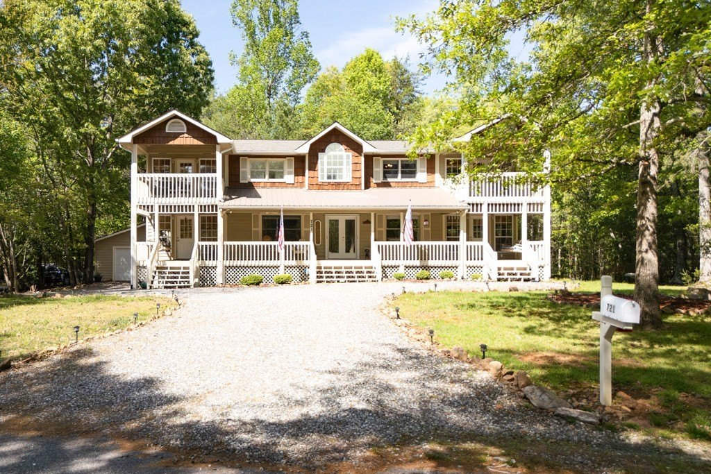 Single Family 3BR 3BA - 721 Whispering Pines Road, Blairsville, GA