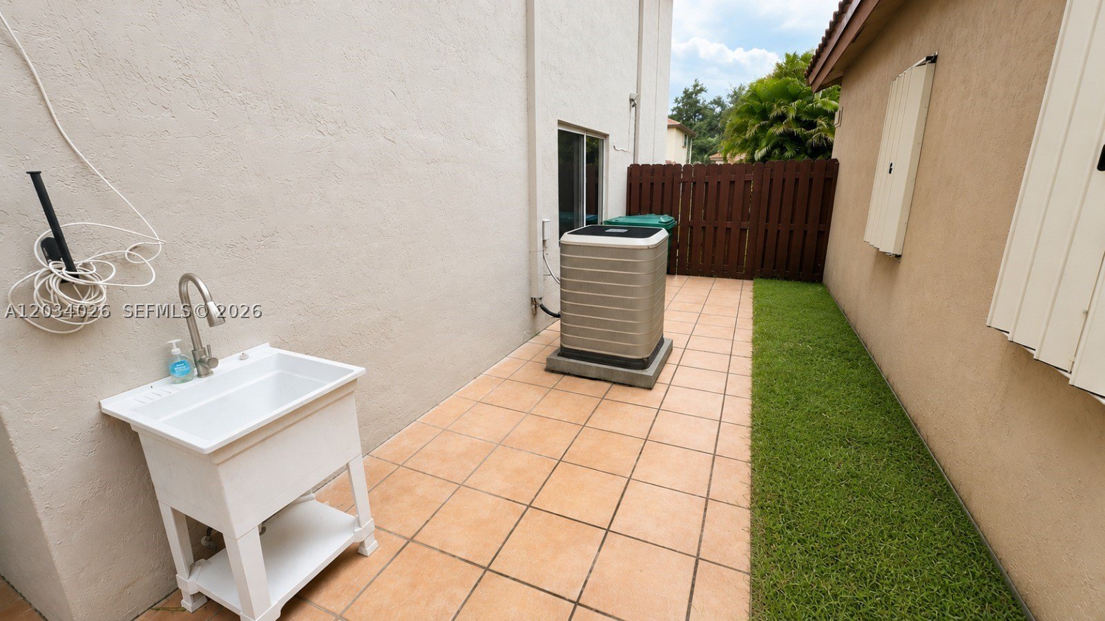 Single Family 4BR 3BA - 12211 SW 137th Ter, Miami, FL