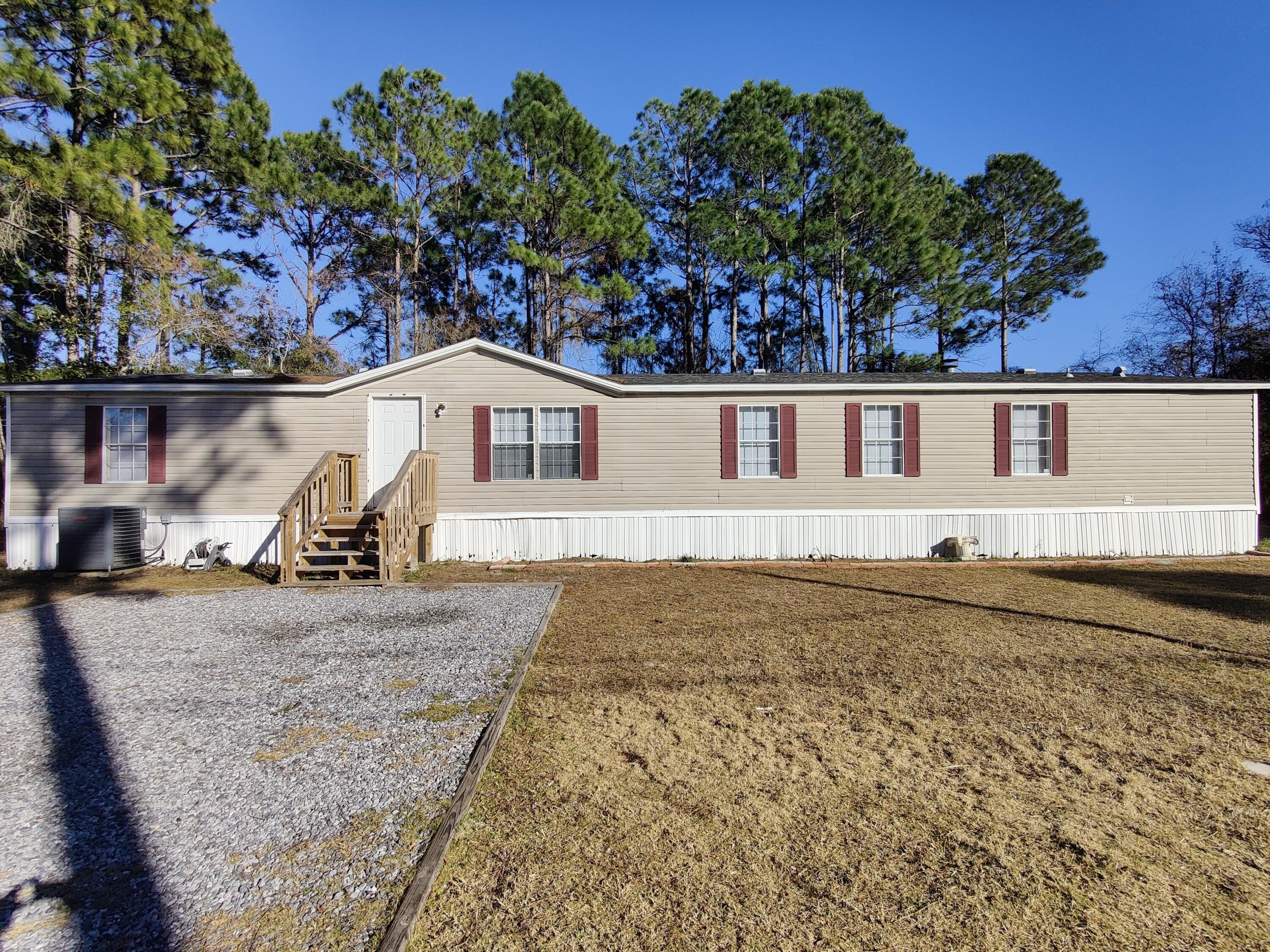 Manufactured Housing 4BR 2BA - 2226 Jeannie Street, Navarre, FL