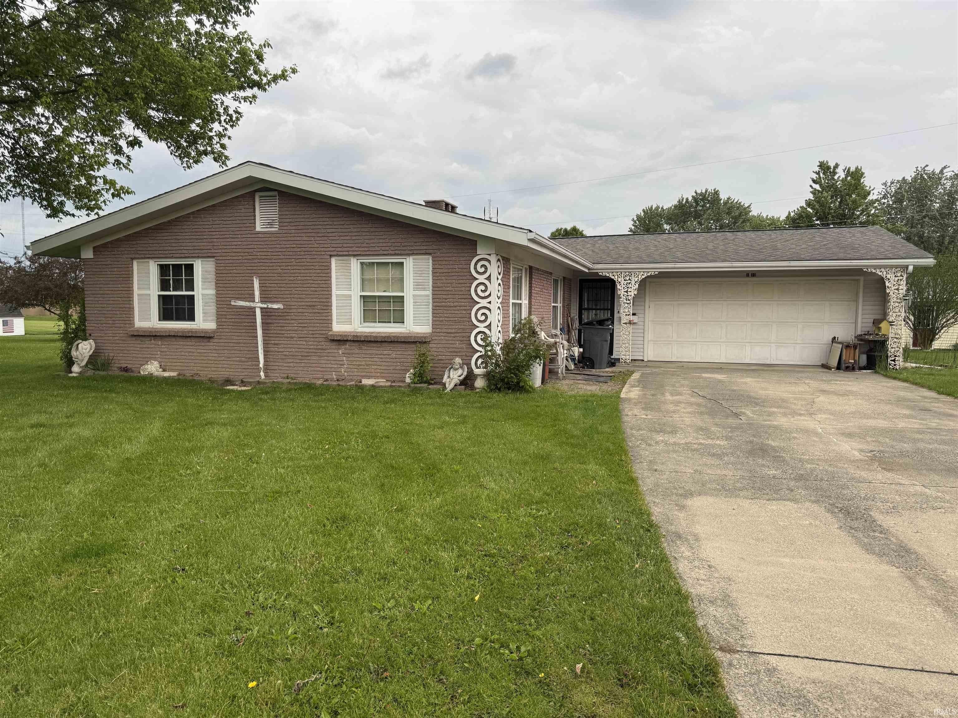 Single Family 3BR 2BA - 1010 Quinn Court, Decatur, IN