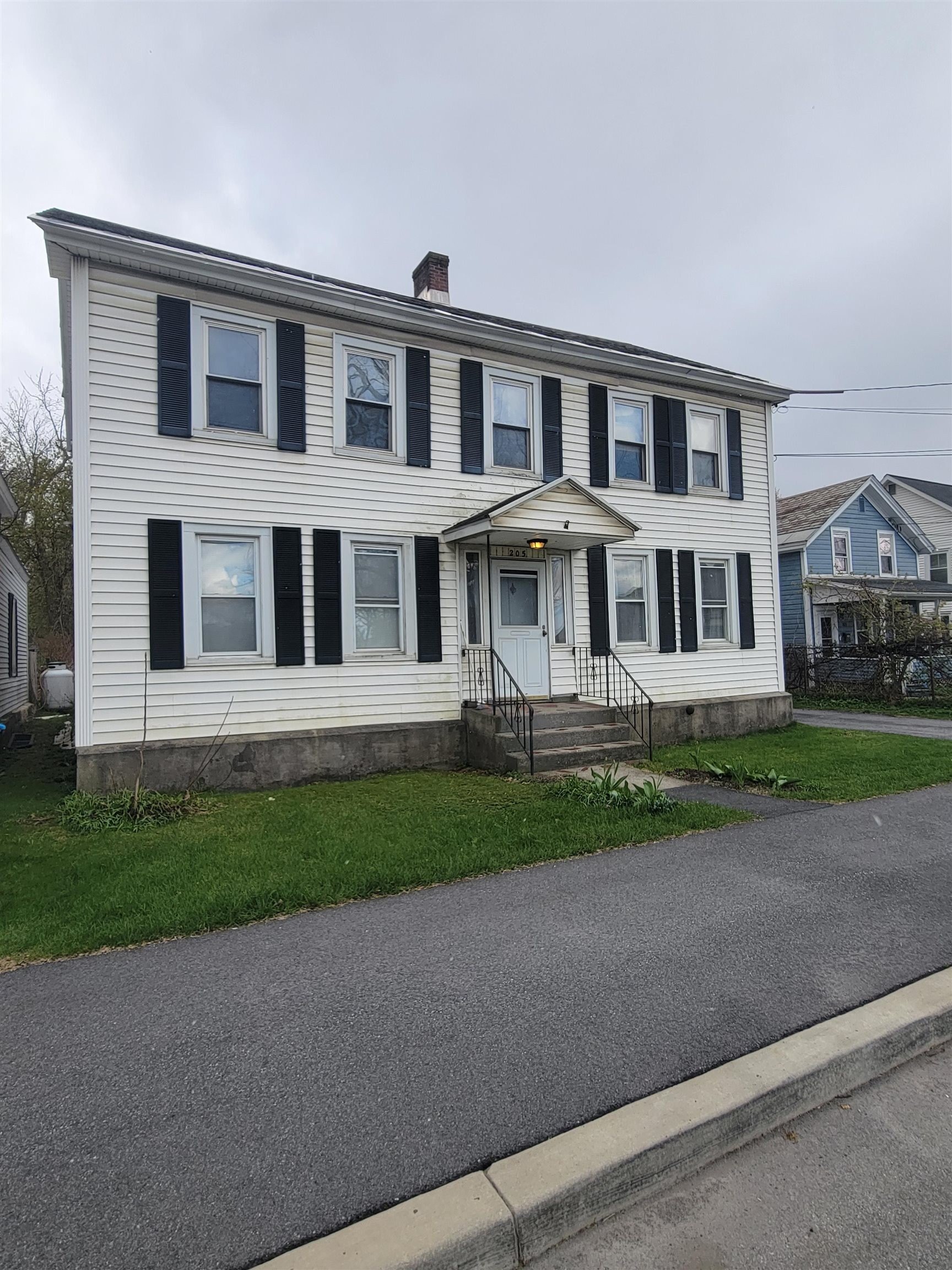 Other 5BR 2BA - 205 County Street, Bennington, VT