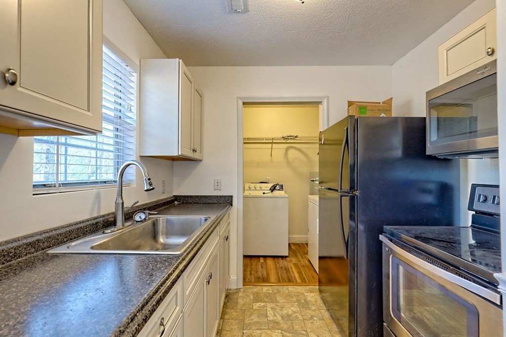 Single Family 3BR 2BA - 125 Moore View Drive, MURPHY, NC