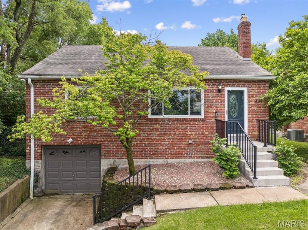 Single Family 3BR 2BA - 4114 McDonald Avenue, St Louis, MO