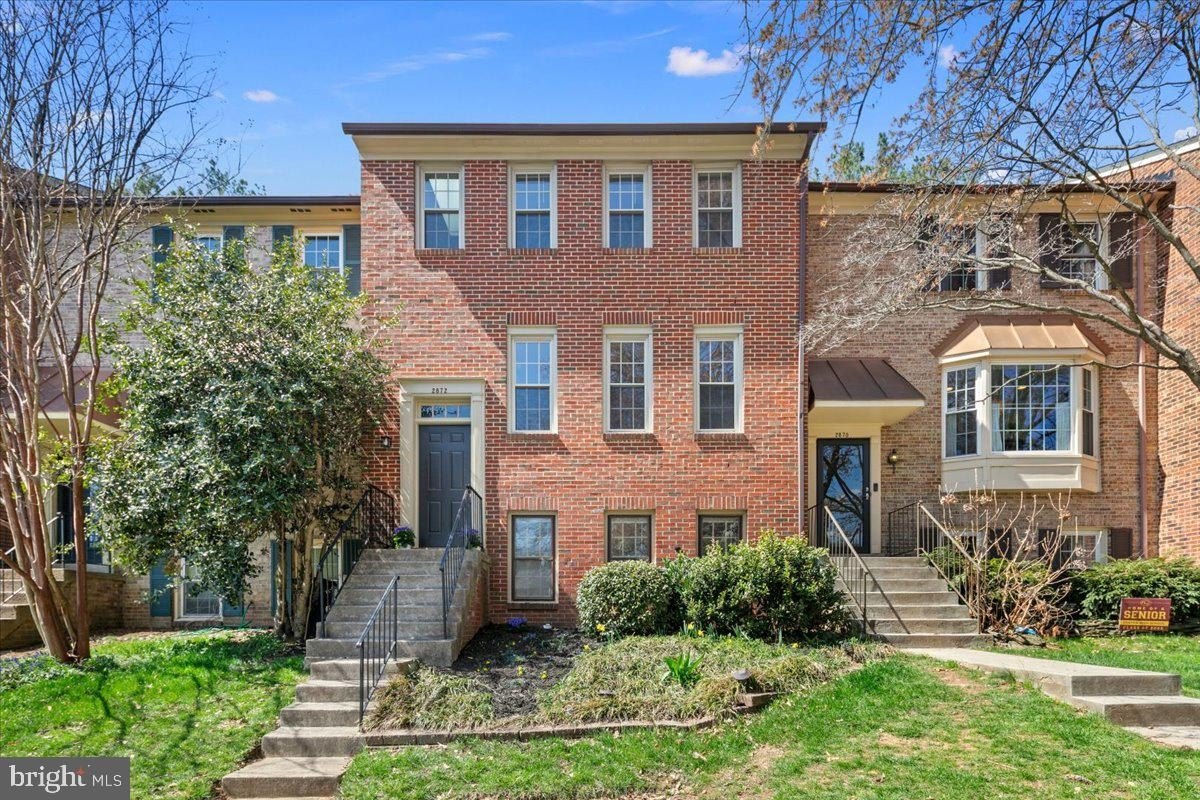 Single Family 4BR 4BA - 2872 SUTTON OAKS LN, VIENNA, VA