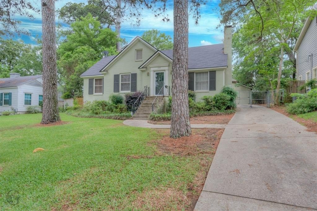 Single Family 4BR 2BA - 3928 Richmond Avenue, Shreveport, LA