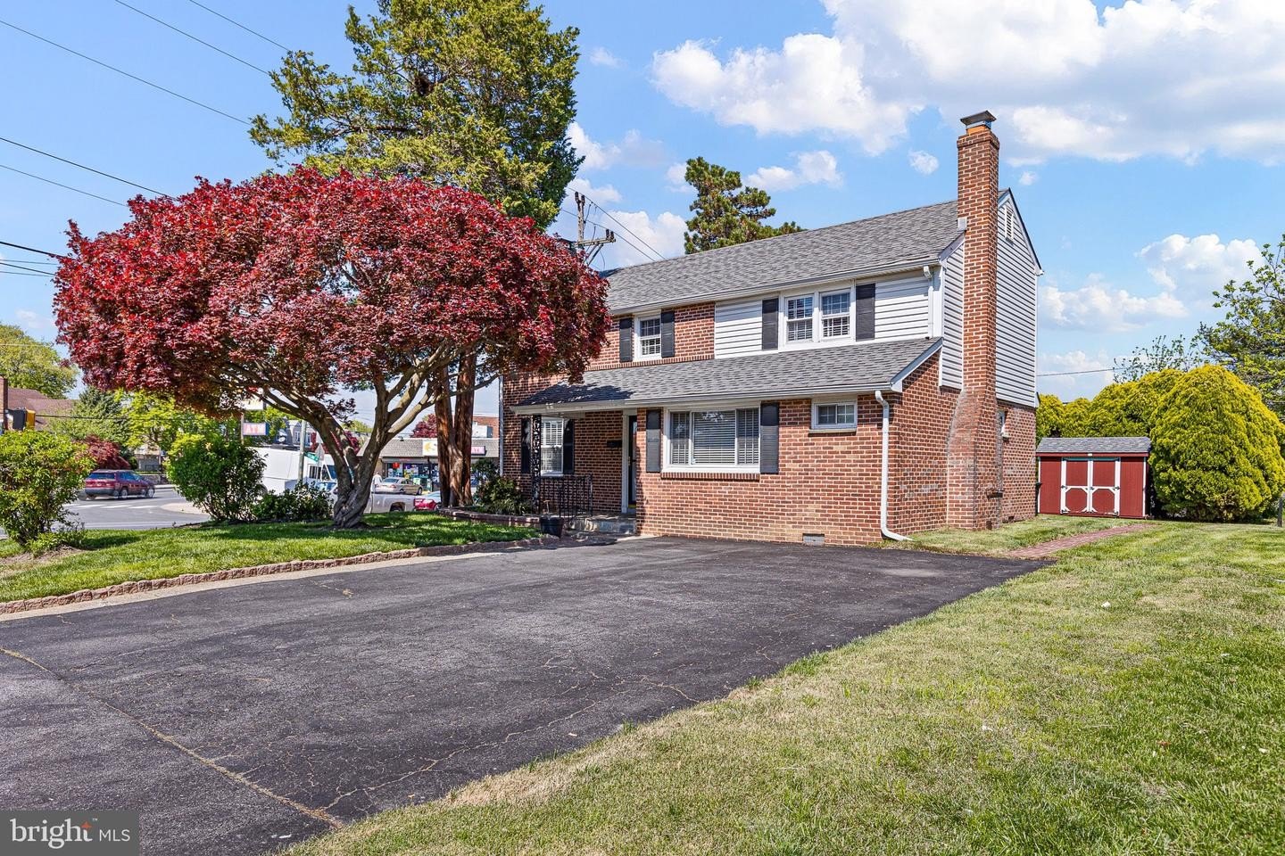Single Family 4BR 2BA - 1 LATIMER DR, WILMINGTON, DE