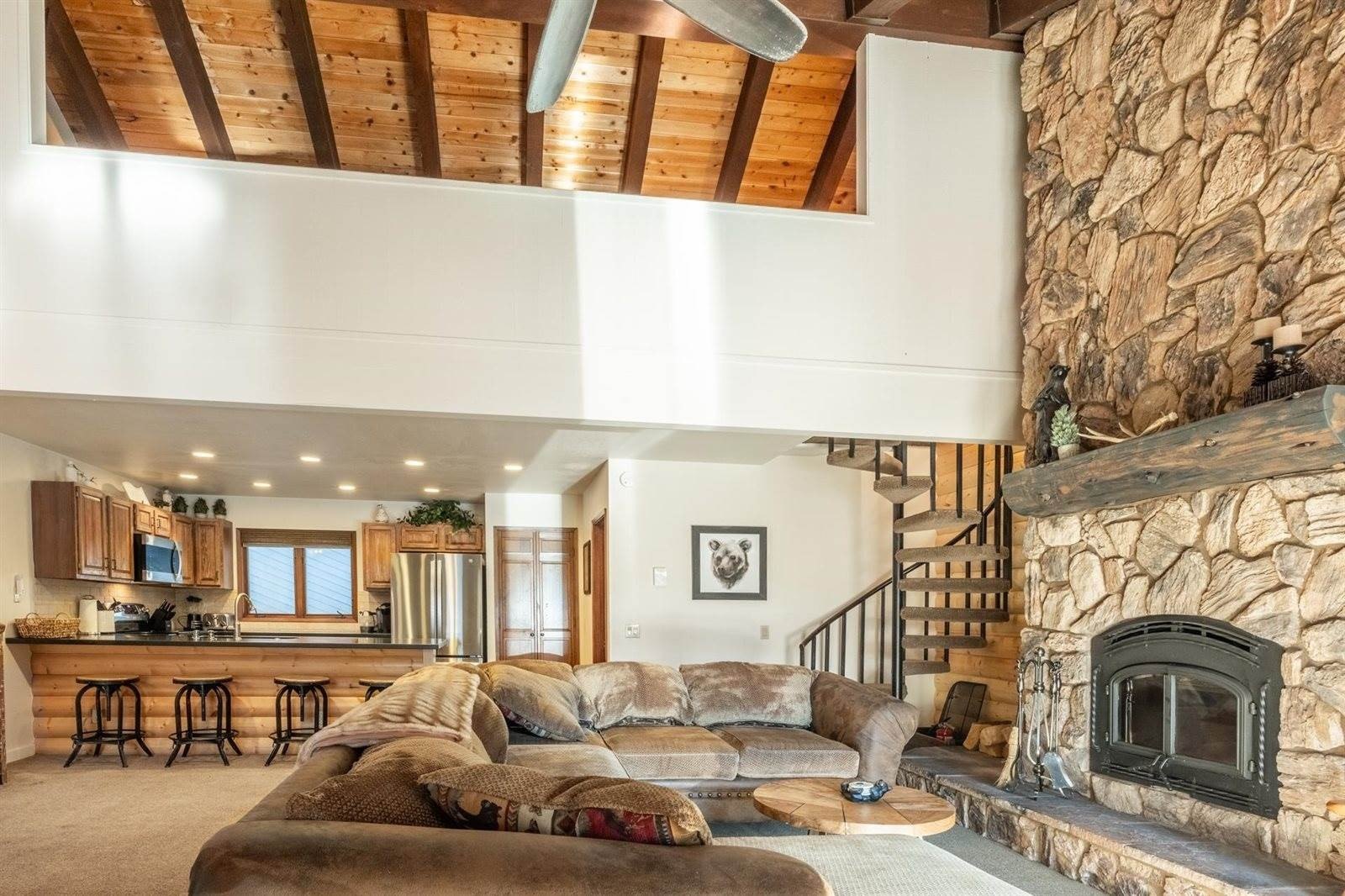 484 Manzanita Rd Unit 9  
