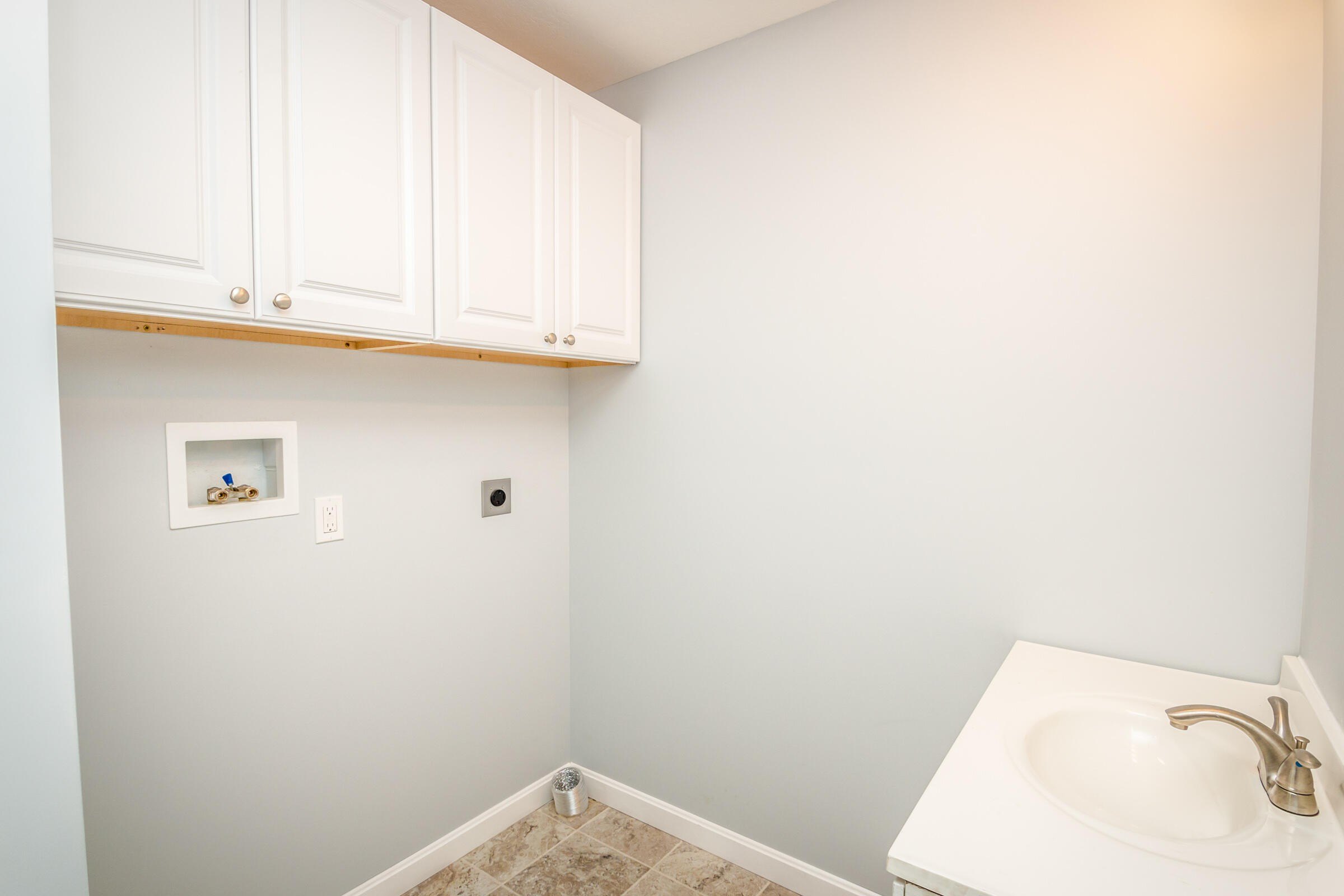 Single Family 3BR 3BA - 363 Main Street, Fryeburg, ME