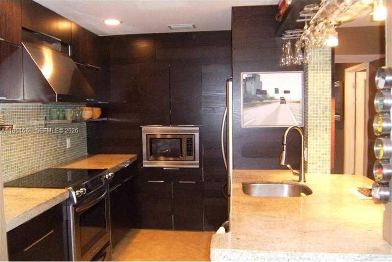 Condo 2BR 2BA - 2642 NW 33rd St, Oakland Park, FL