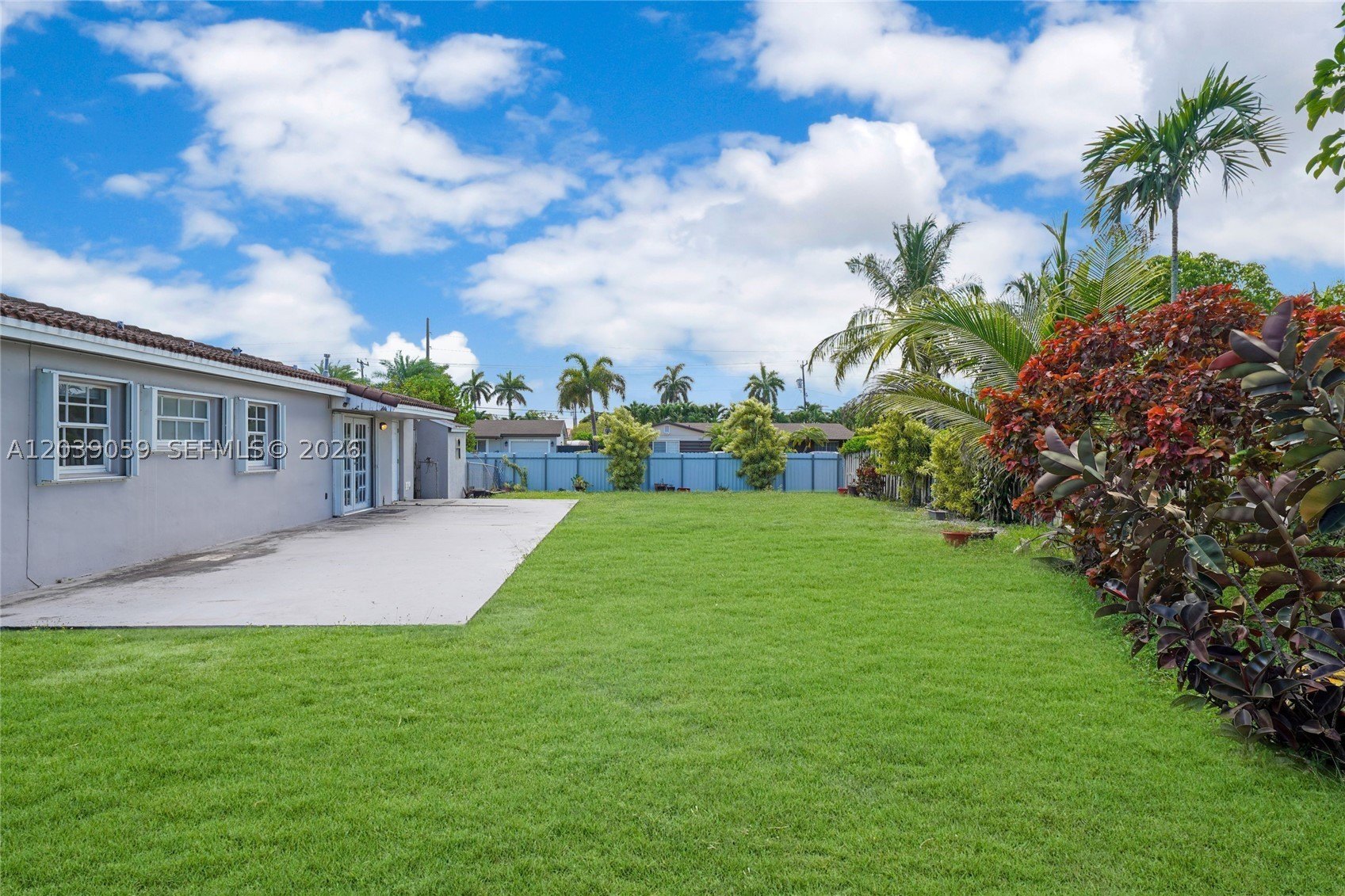 Single Family 3BR 2BA - 10051 SW 13th Ter, Miami, FL