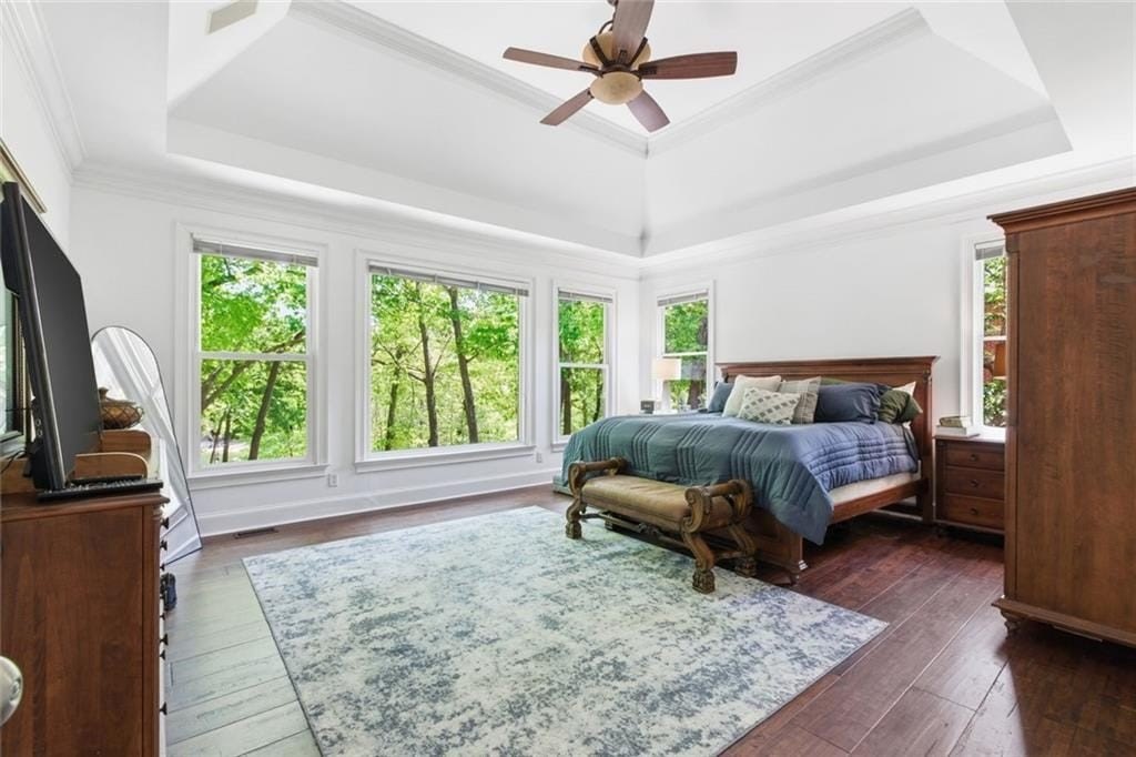 Single Family 6BR 5BA - 8575 Anchor On Lanier Court, Gainesville, GA
