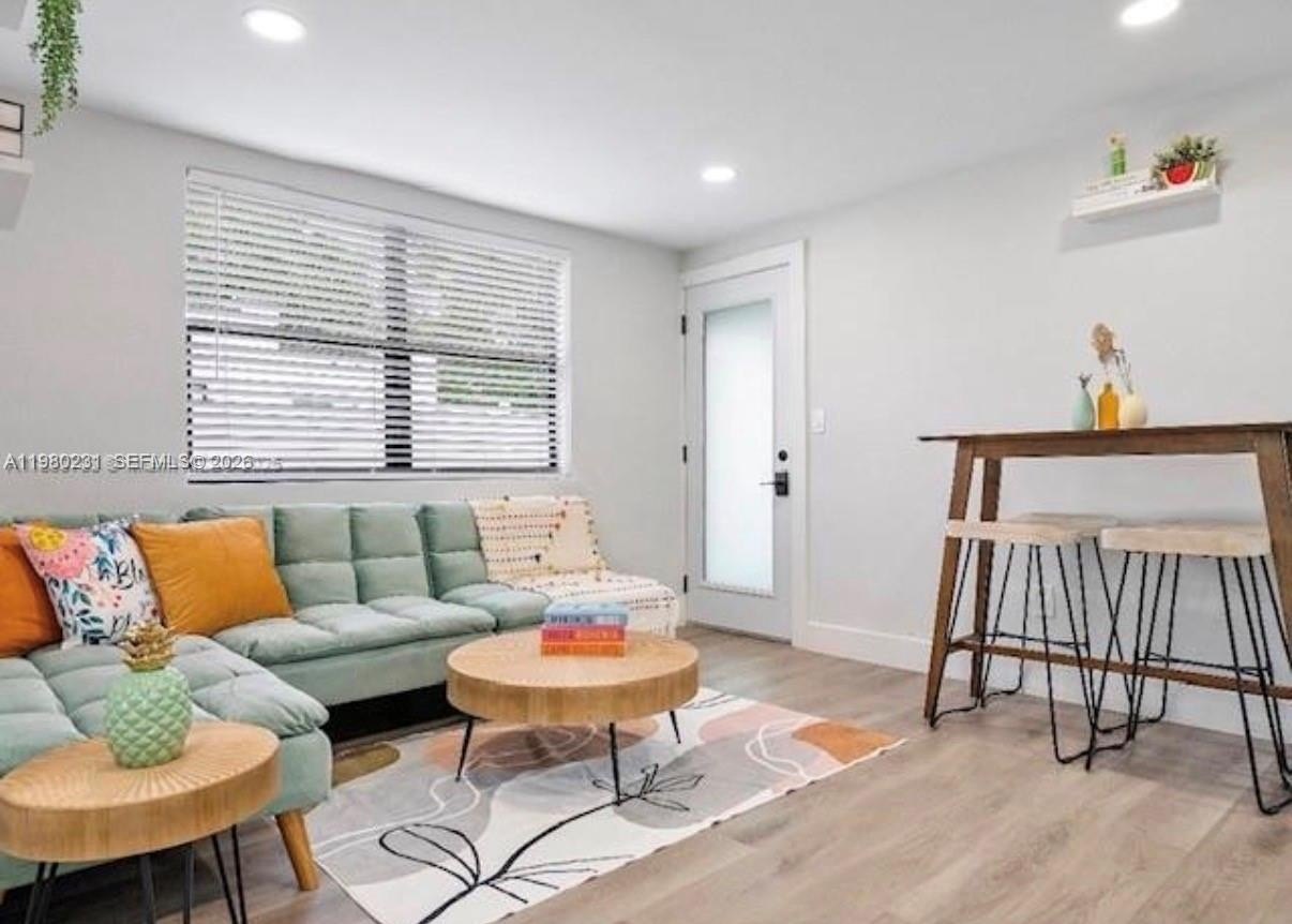 Four-plex 2BR 1BA - 584 NW 30th St, Miami, FL