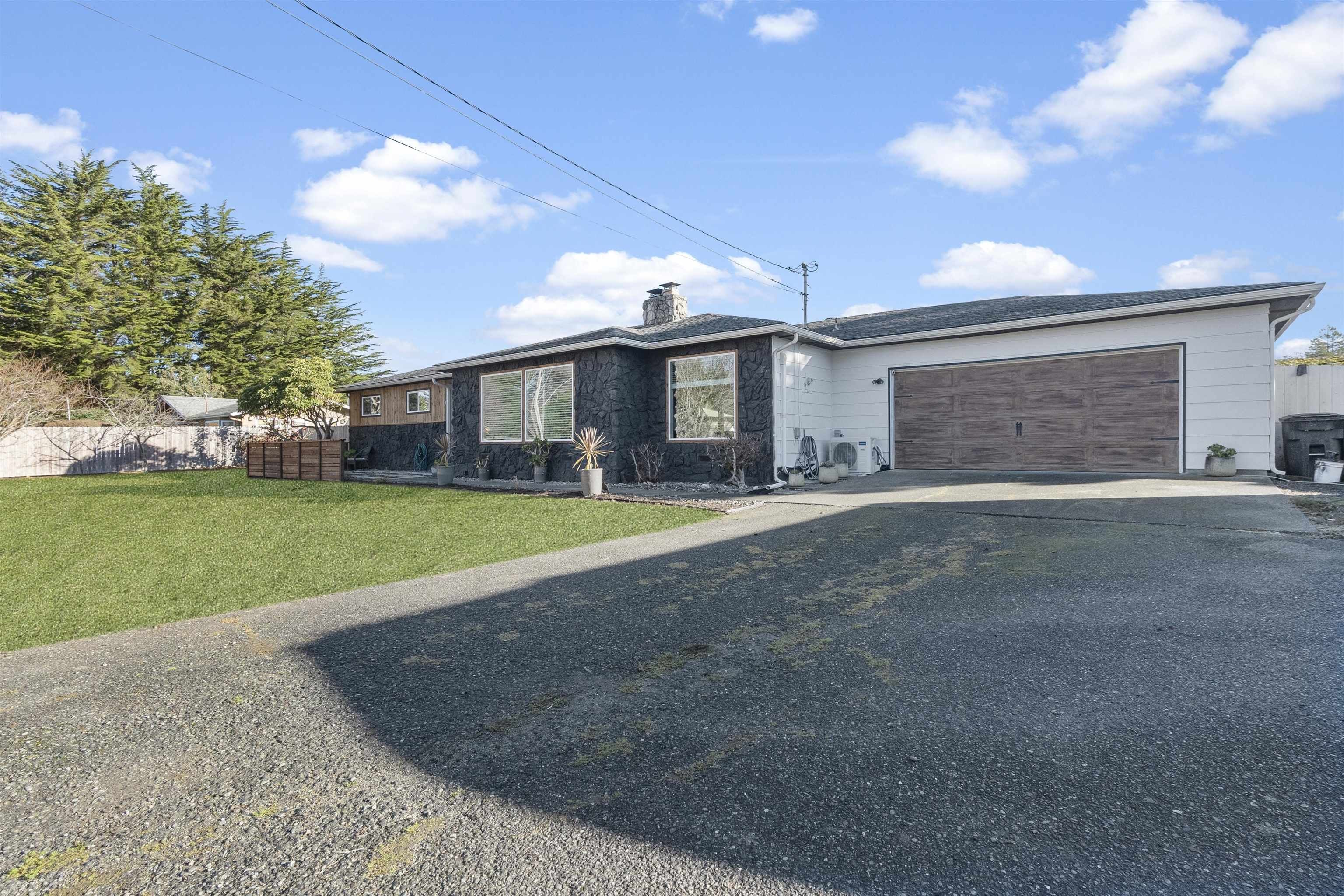 Single Family 3BR 2BA - 5055 Lake Earl, Crescent City, CA