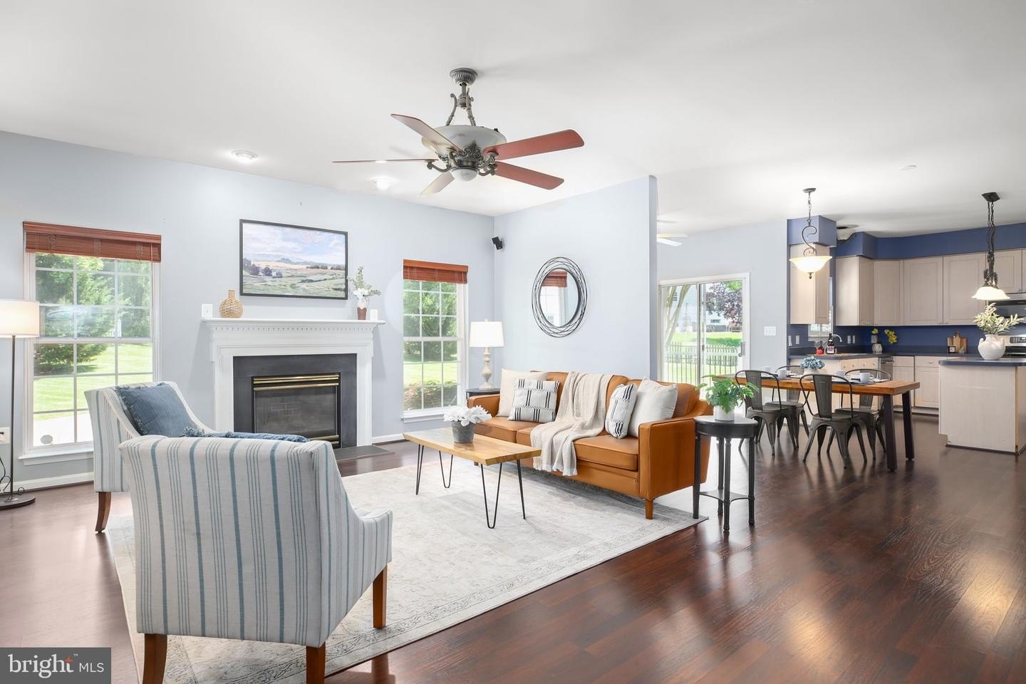 Single Family 5BR 3BA - 24 GRACE MANOR CT, FREDERICKSBURG, VA