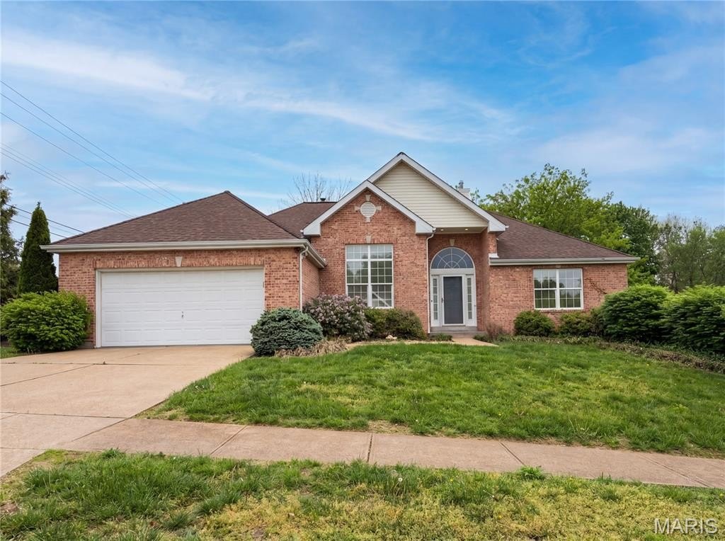 Single Family 4BR 3BA - 16802 Enderbush Lane, Eureka, MO