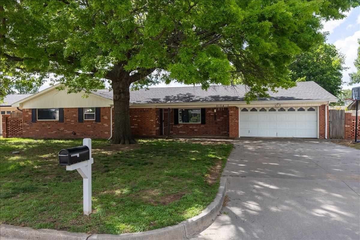 Single Family 3BR 2BA - 2124 Flamingo Ln, Duncan, OK