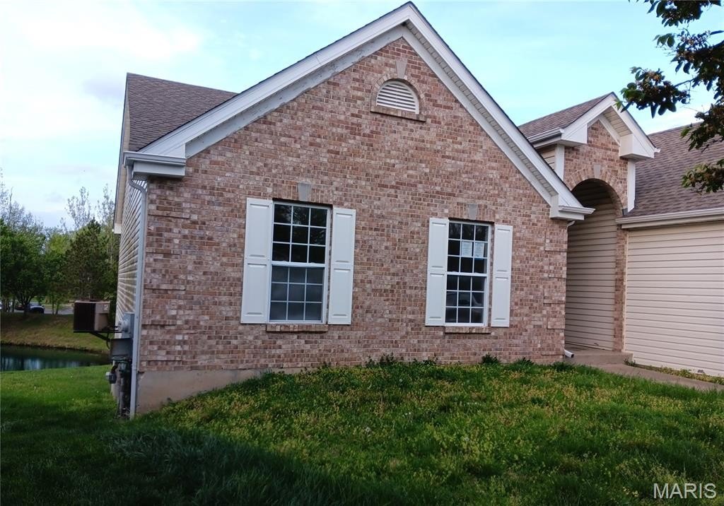 Single Family 3BR 2BA - 318 Coventry Trail Lane, Maryland Heights, MO