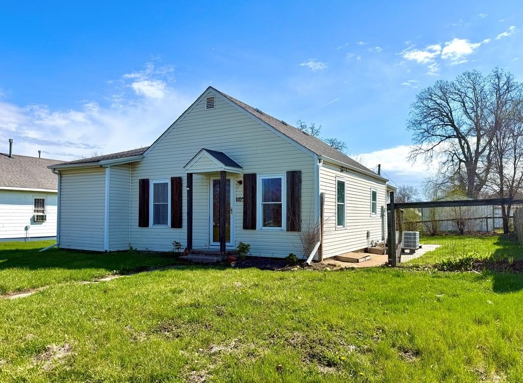 Single Family 2BR 2BA - 1105 Boundary Street, Kirksville, MO