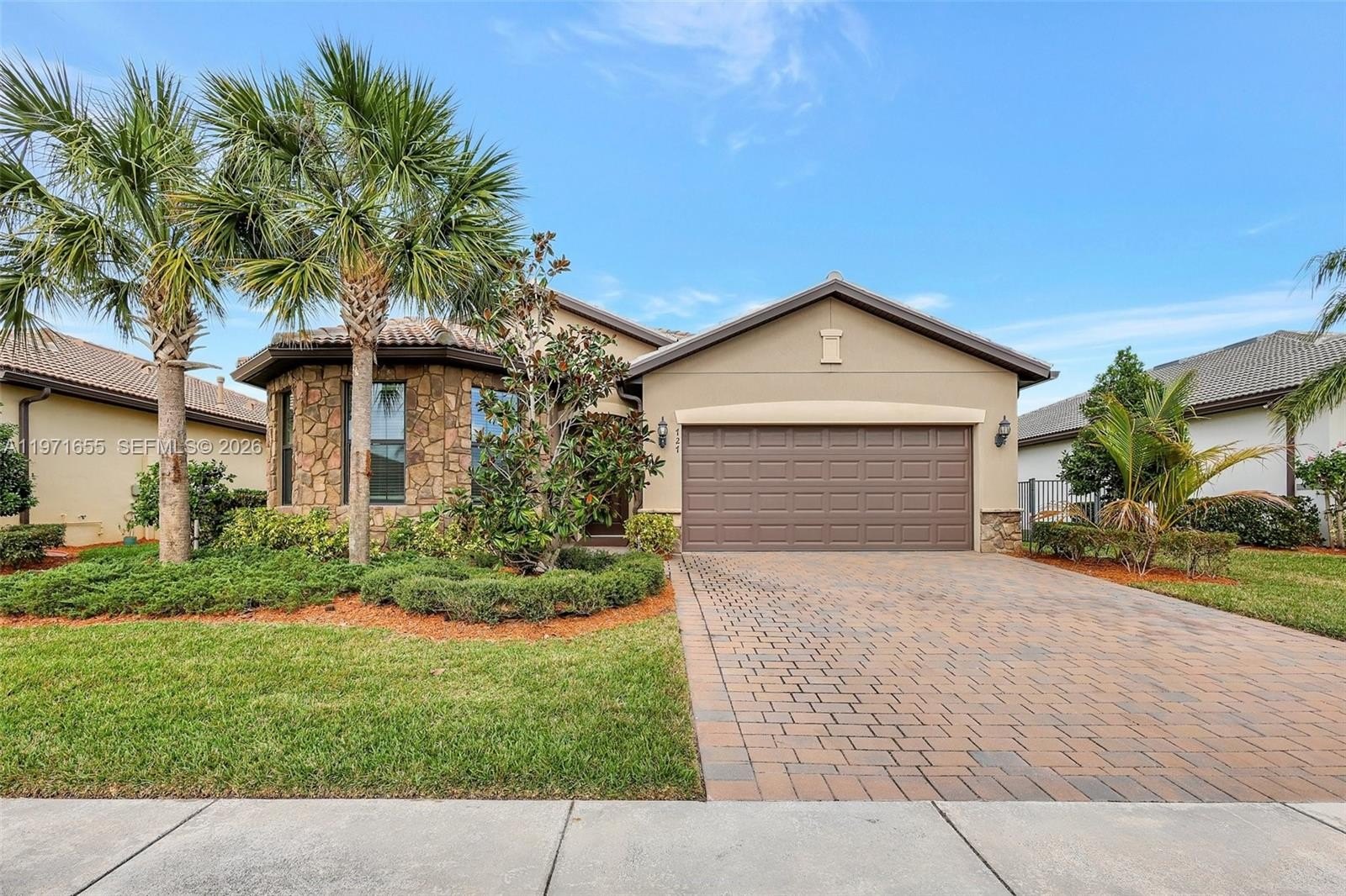 Single Family 3BR 2BA - 727 SE Boboli Way, Port St. Lucie, FL