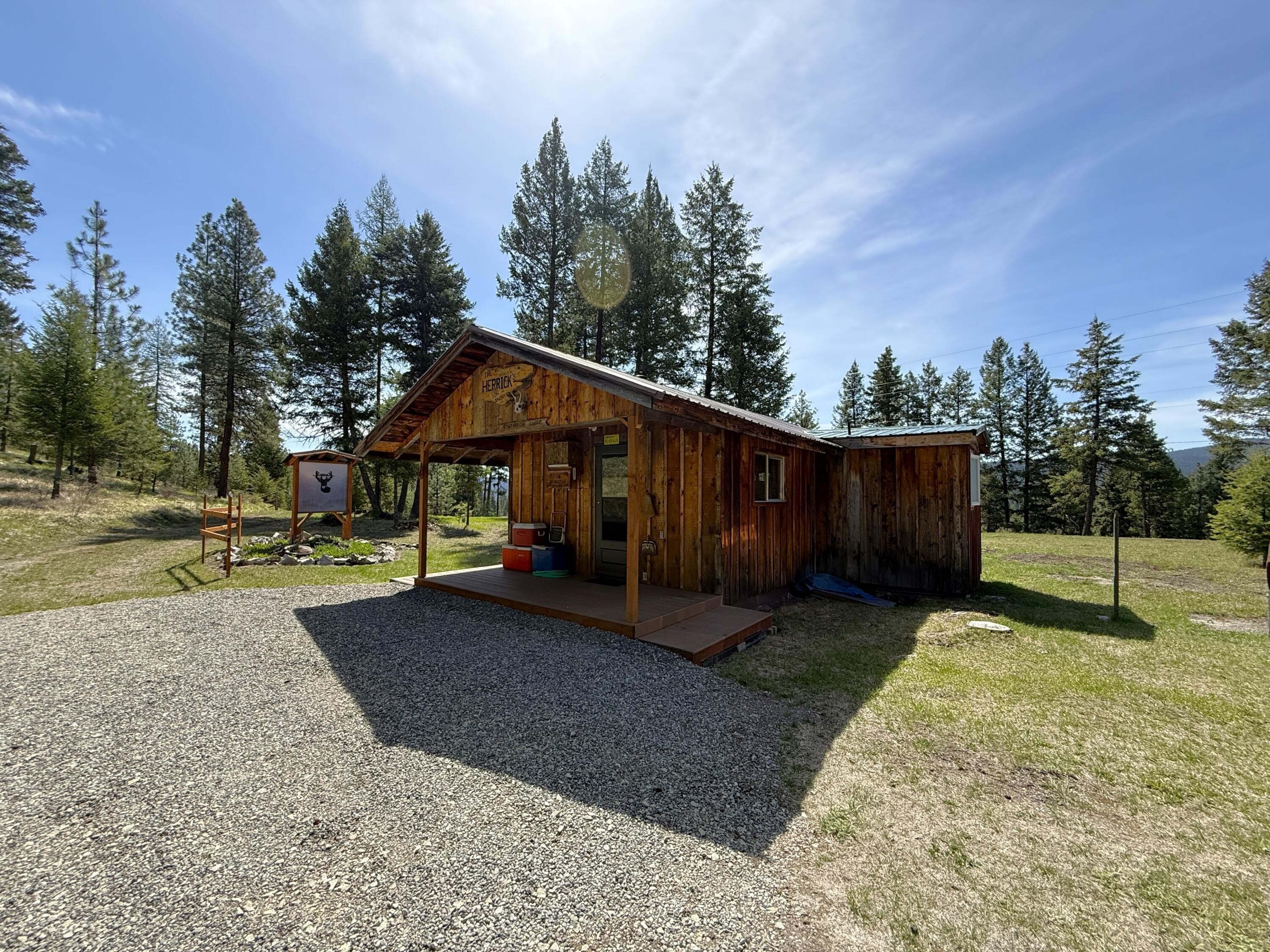 Single Family 1BA - 5 STARVATION RIDGE RD, REPUBLIC, WA