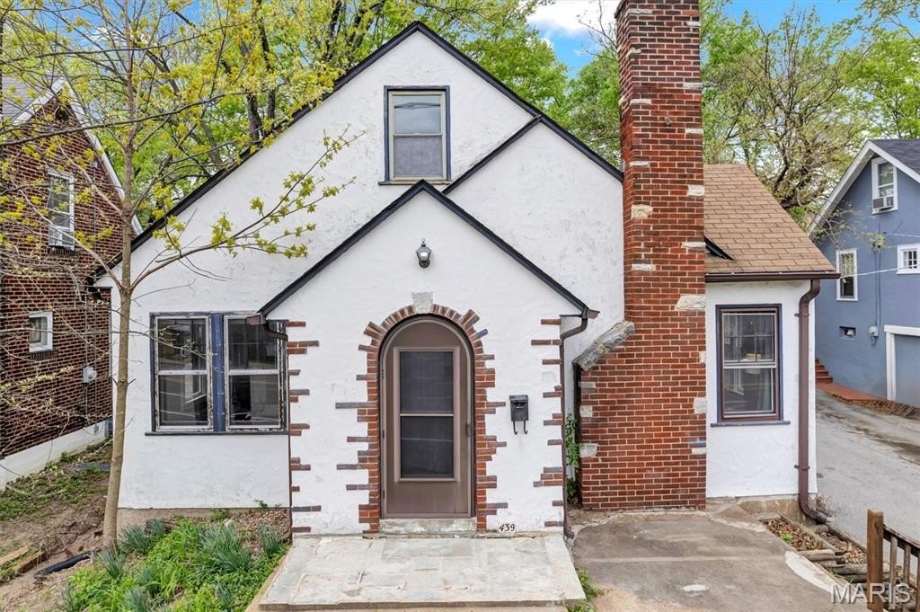 Single Family 2BR 1BA - 439 N Laclede Station Road, St Louis, MO