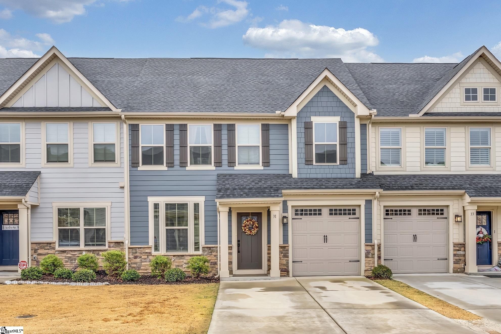 Single Family 3BR 3BA - 31 Moss Hollow Way, Simpsonville, SC