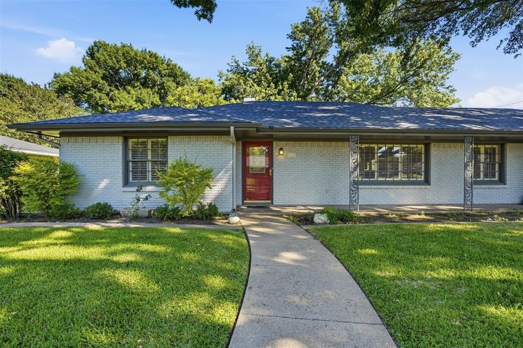 Single Family 2BR 2BA - 1119 Trace Road, Cleburne, TX