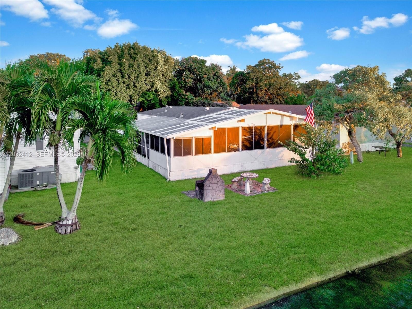 Manufactured Housing 2BR 2BA - 35250 SW 177th Ct #48, Homestead, FL