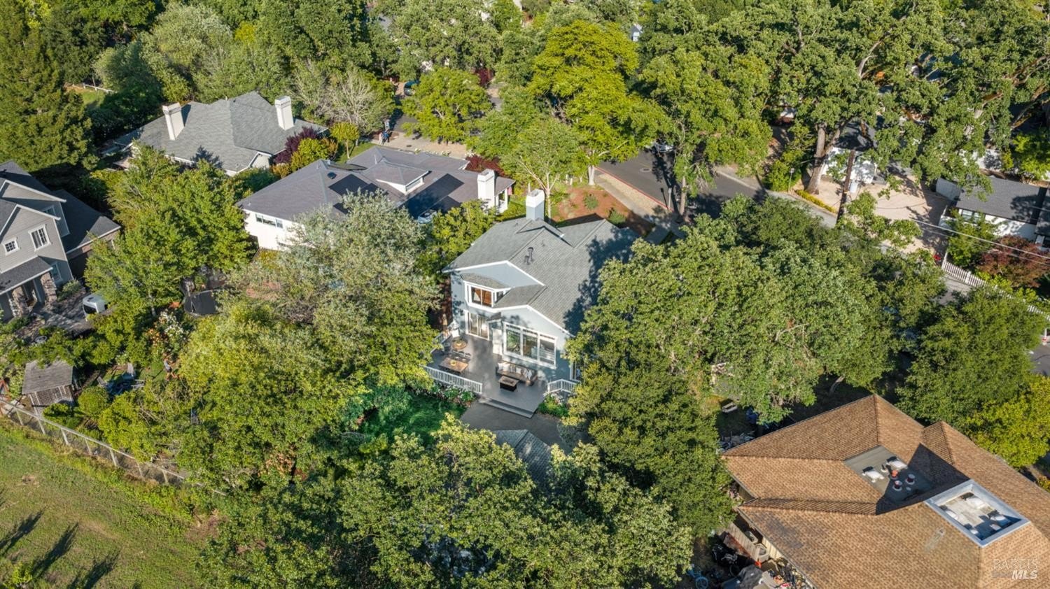 Single Family 3BR 3BA - 708 Hunt Avenue, St. Helena, CA