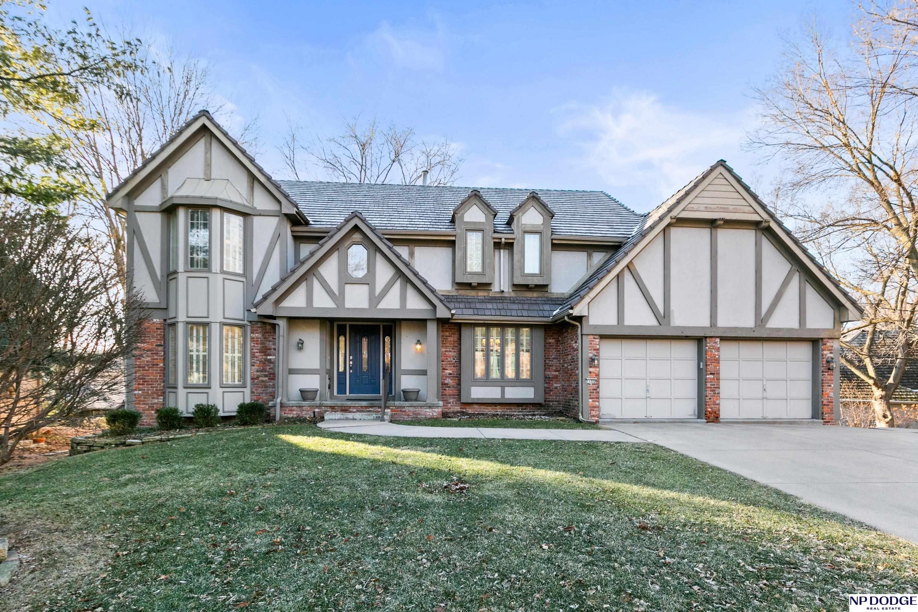 Single Family 4BR 3BA - 11227 William Plaza, Omaha, NE