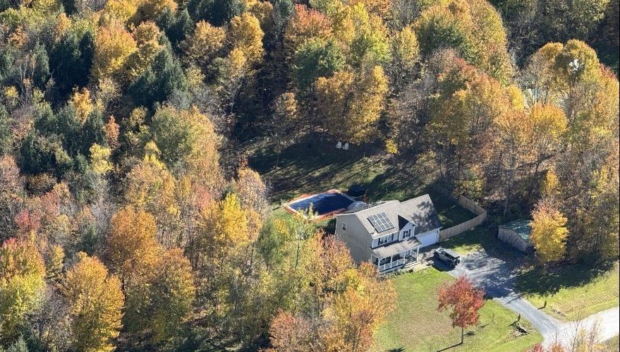 Single Family 3BR 3BA - 50 Gaudette Farm Road, Fairfax, VT