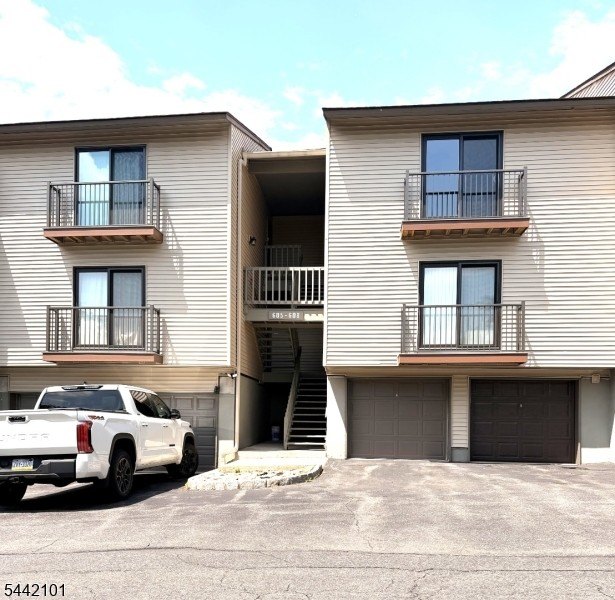 Condo 1BR 1BA - 608 Spruce Hills Dr, Glen Gardner Boro, NJ