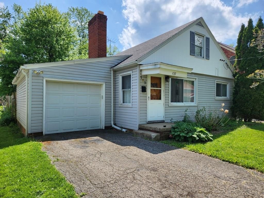 Single Family 3BR 2BA - 137 Wolfe Ave, Mansfield, OH