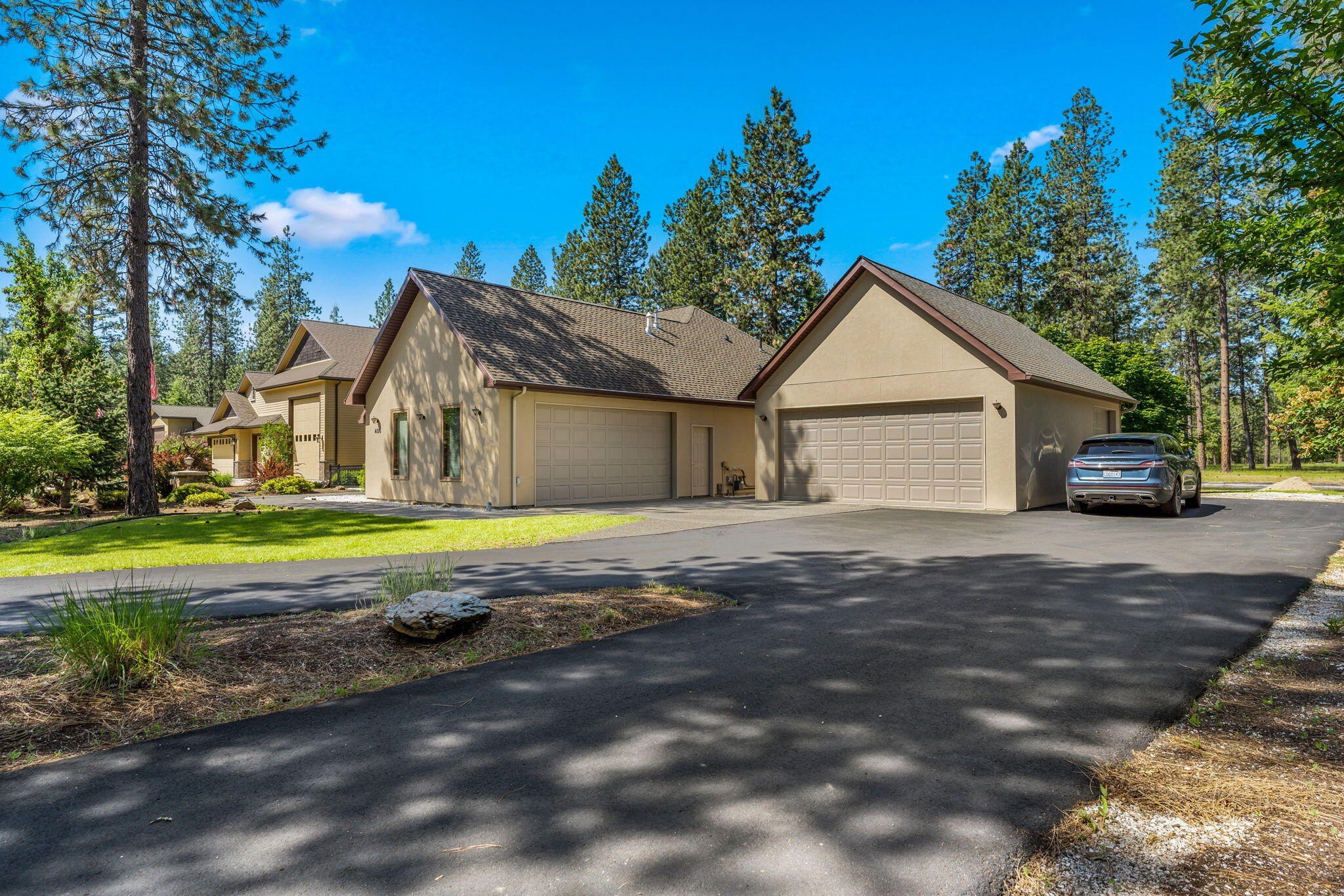 Single Family 3BR 2BA - 406 HOGANS WAY, CHEWELAH, WA