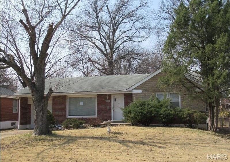 Single Family 2BR 1BA - 9241 Halbrook Drive, Bellefontaine Nghbrs, MO