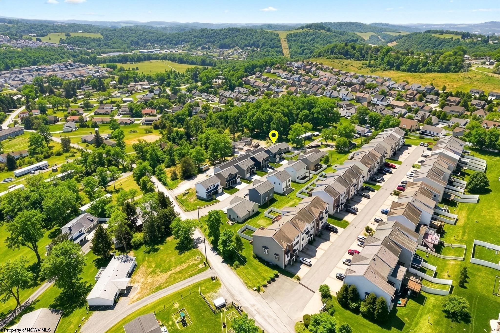 Single Family 4BR 4BA - 109 Ida Marie Drive, Morgantown, WV