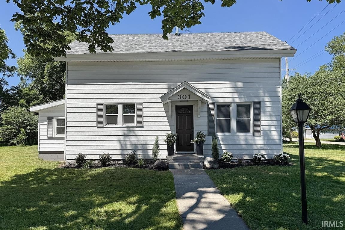 Single Family 3BR 1BA - 301 Illinois Street, Bristol, IN