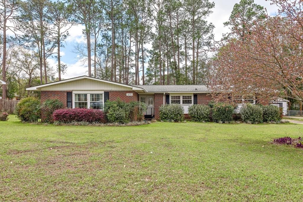 Single Family 3BR 2BA - 407 Sequoyah Drive, Dothan, AL