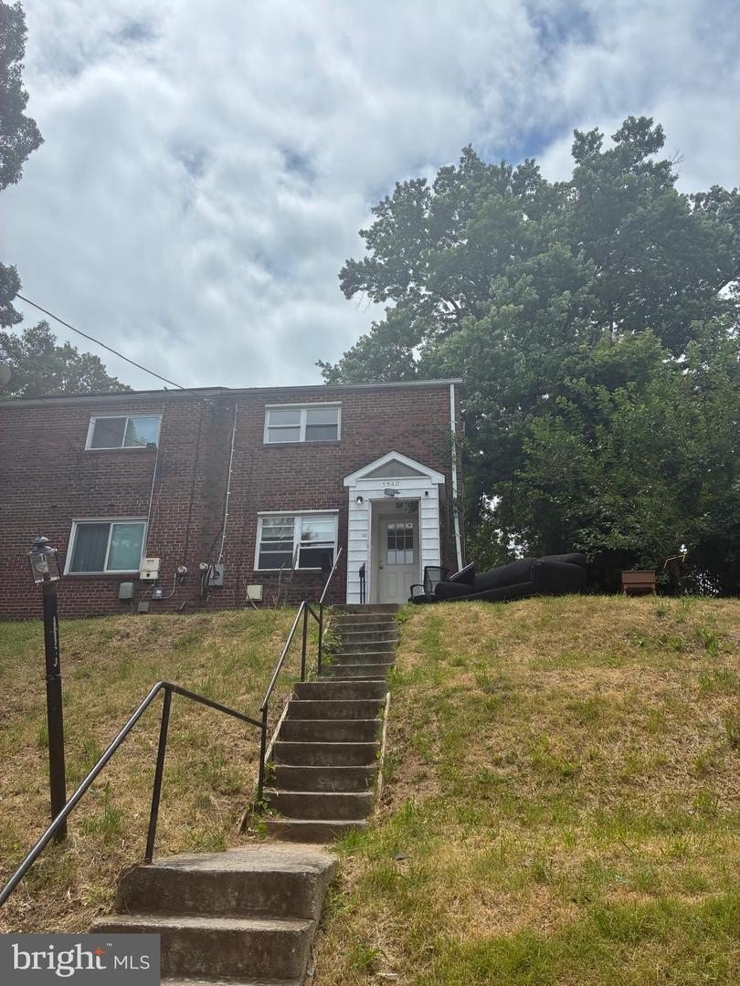 Single Family 6BR 2BA - 5540 60TH AVE, RIVERDALE, MD