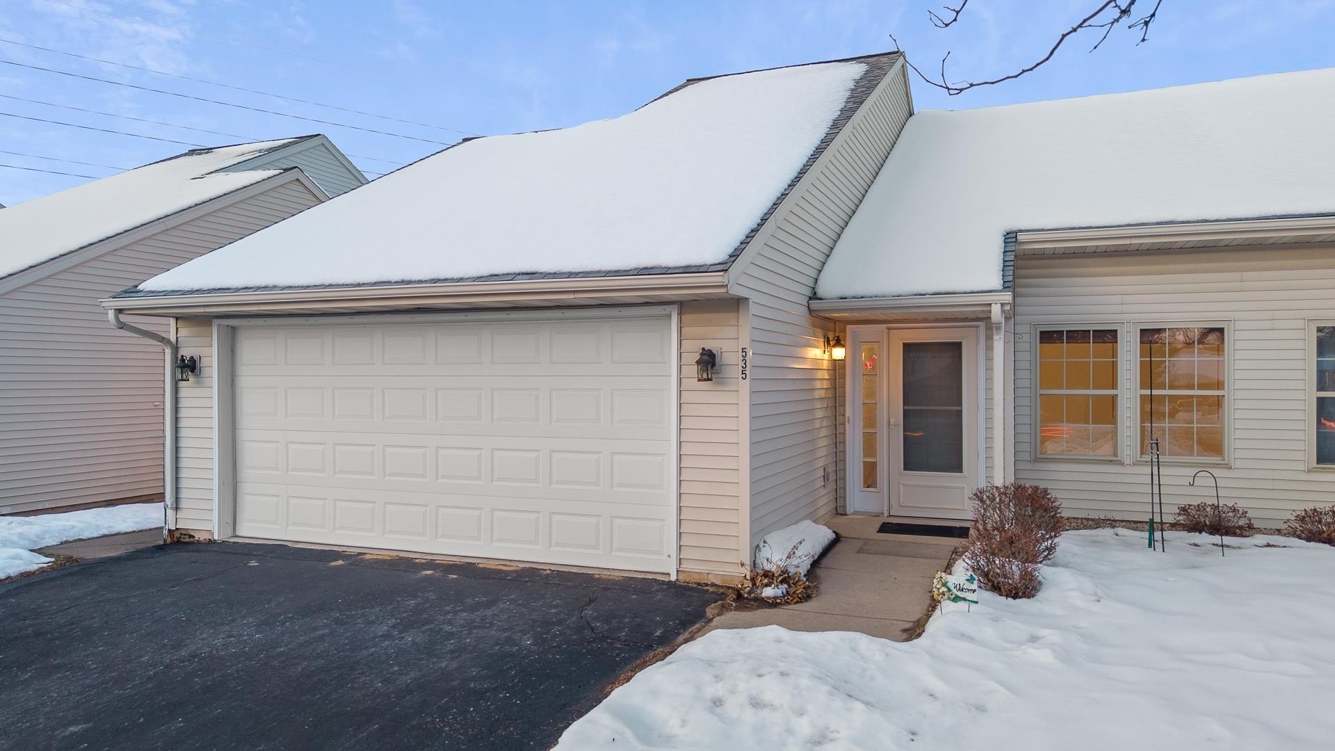 Duplex 3BR 1BA - 535 E Slifer Street, Portage, WI