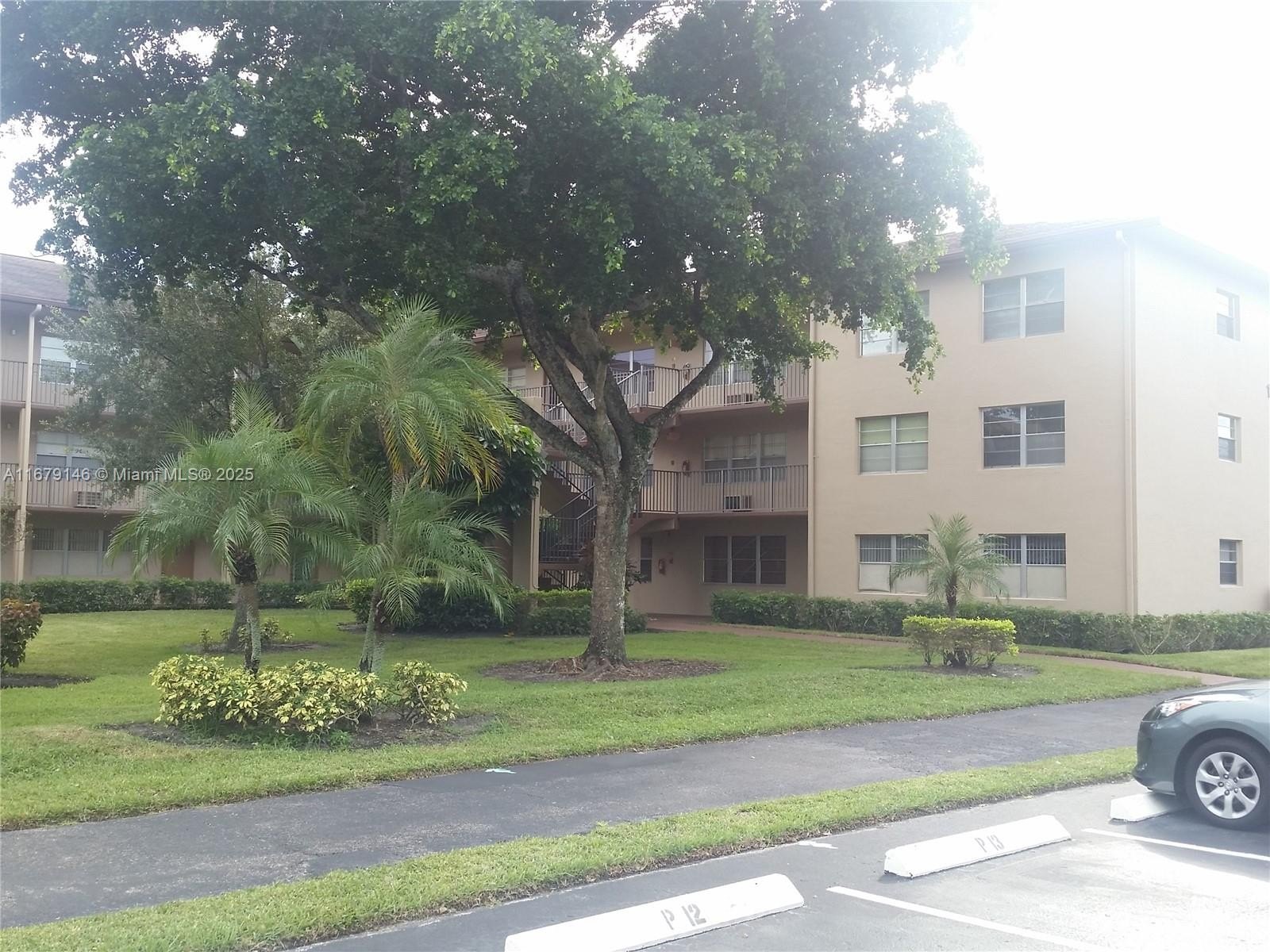 Condo 1BR 2BA - 13350 SW 1st St, Pembroke Pines, FL