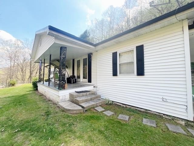 Single Family 3BR 1BA - 470 LEFT FORK ABNER ROAD, Belcher, KY