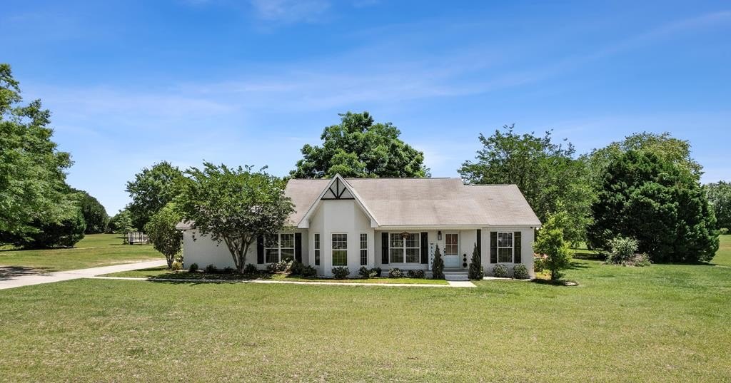 Single Family 3BR 2BA - 107 Willow Oaks Dr., Headland, AL