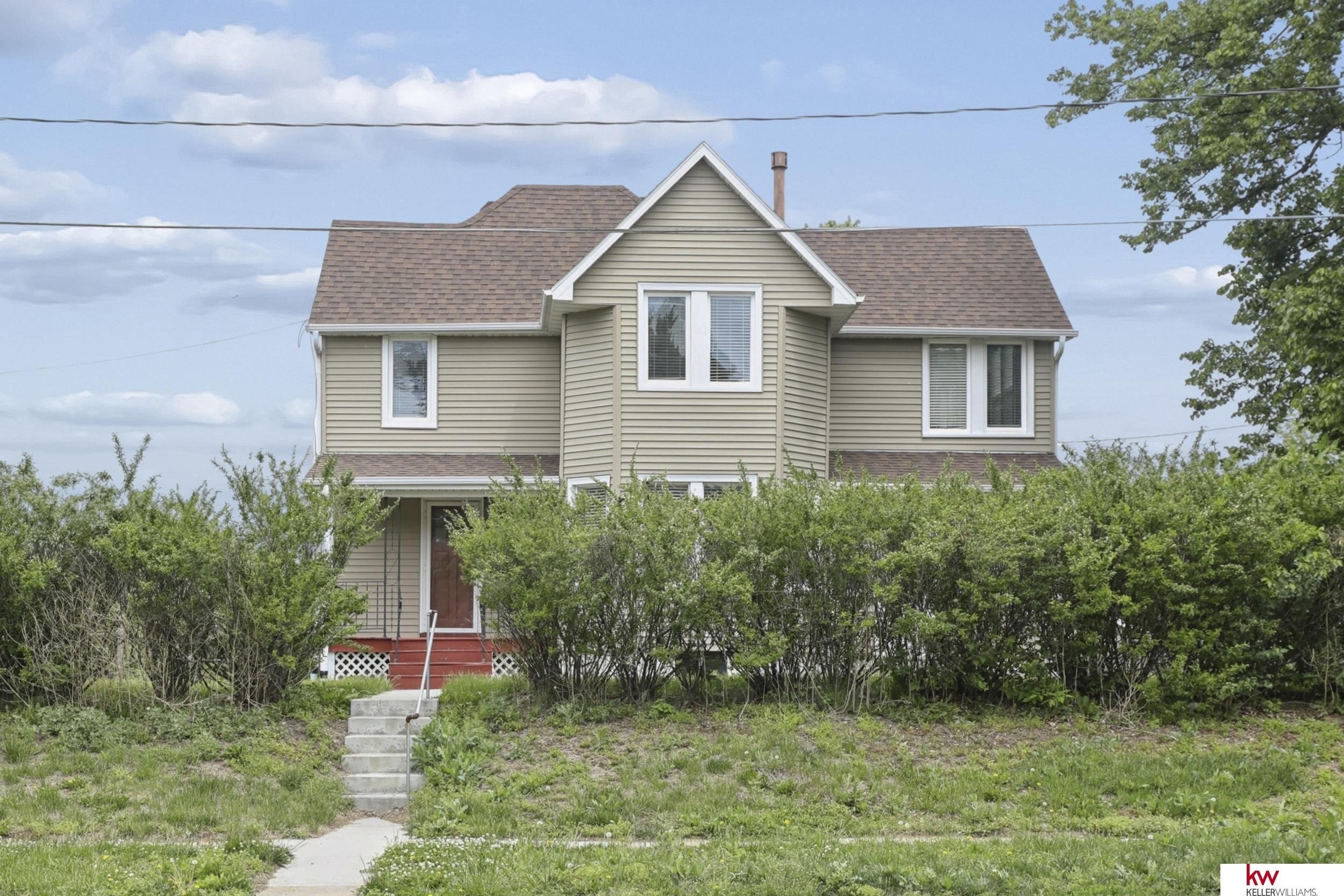 Single Family 3BR 3BA - 3440 Curtis Avenue, Omaha, NE