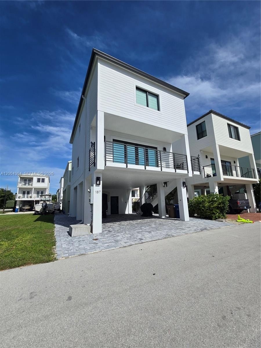 Single Family 3BR 3BA - 94825 Overseas Hwy #187, Key Largo, FL