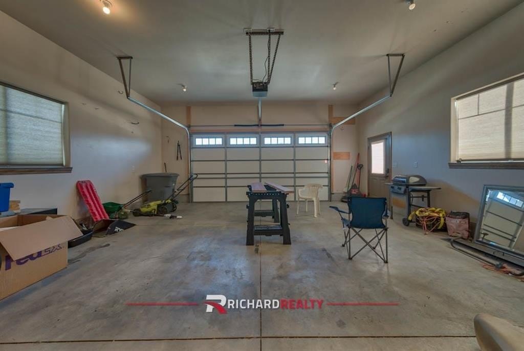 Single Family 3BR 2BA - 2924 Fuelie Ave, Cody, WY