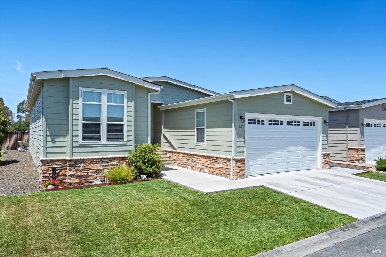 Manufactured Housing 2BR 2BA - 1945 Piner Road, Santa Rosa, CA
