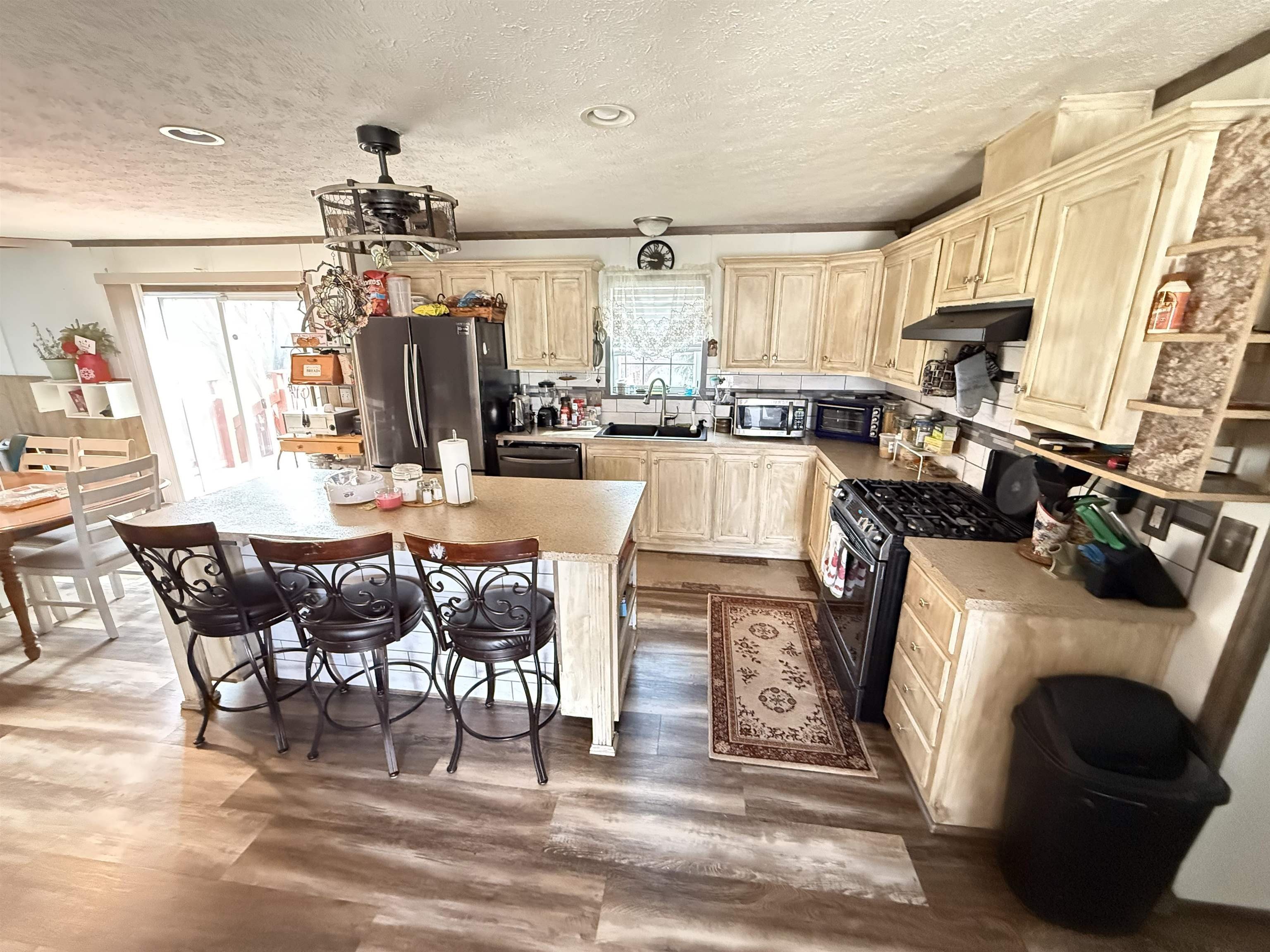 Manufactured Housing 4BR 2BA - 897 E Lake Street, Lake Mills, WI