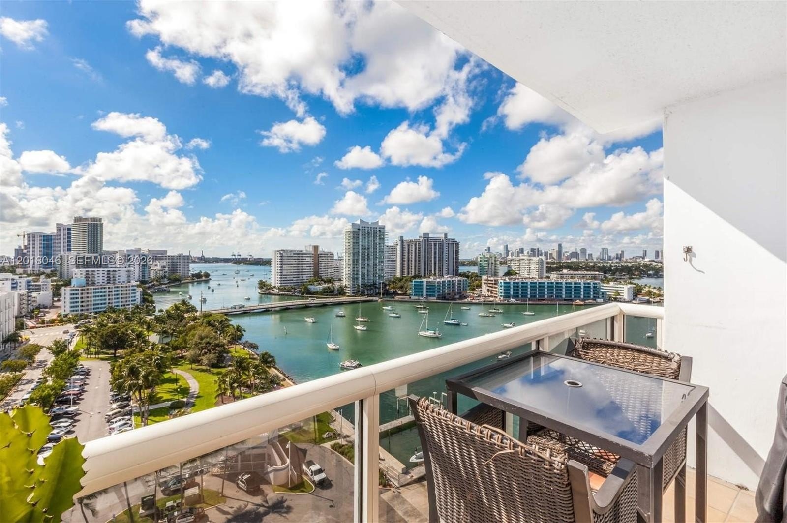 Condo 2BR 2BA - 1800 Sunset Harbour Dr, Miami Beach, FL